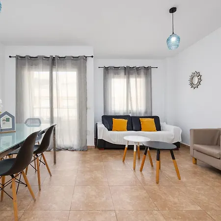 Madrid Apartment *
