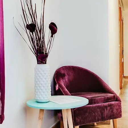 Madrid Апартаменты *